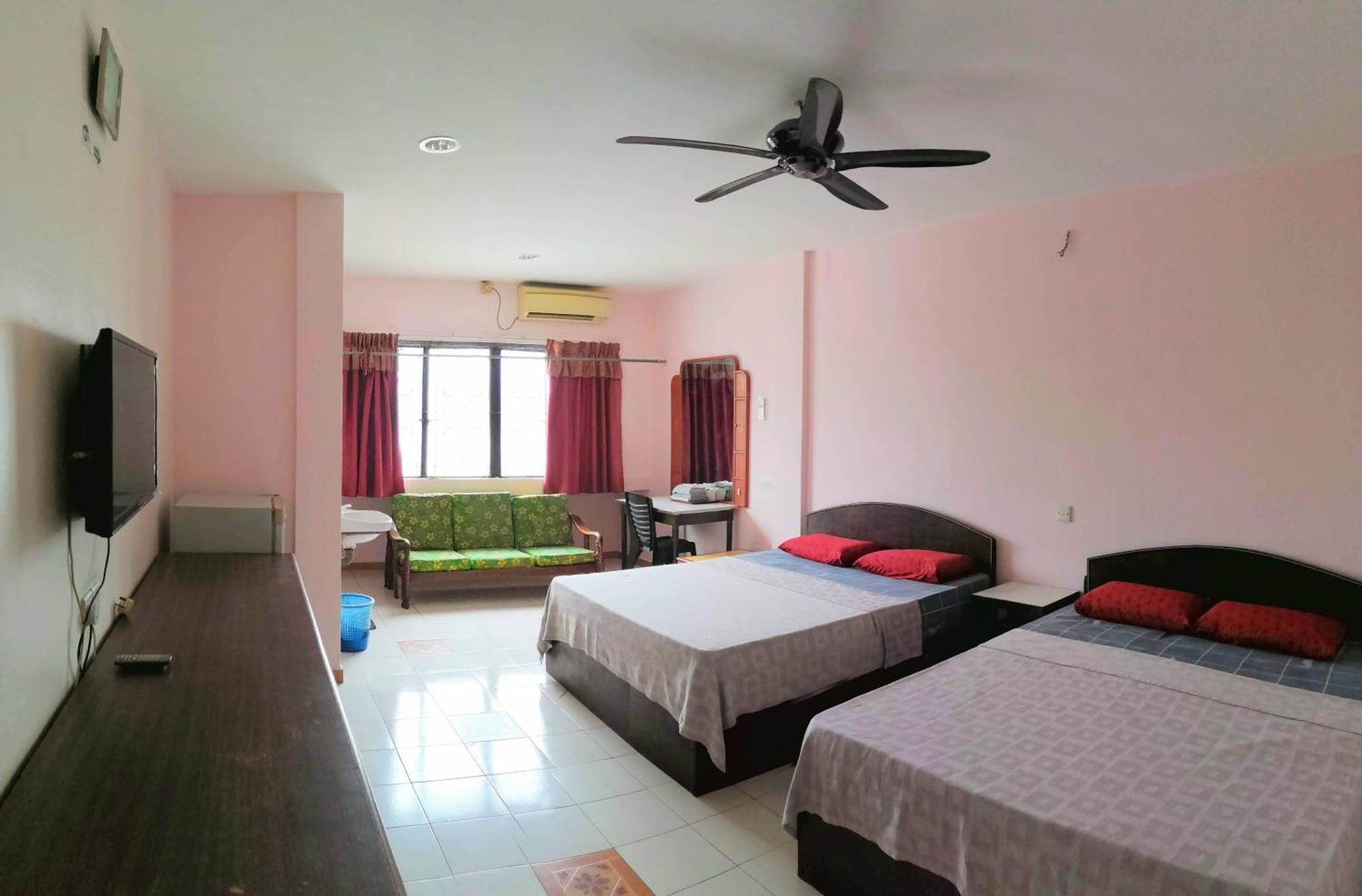 New Budget Inn Hotel Chukai Exterior foto